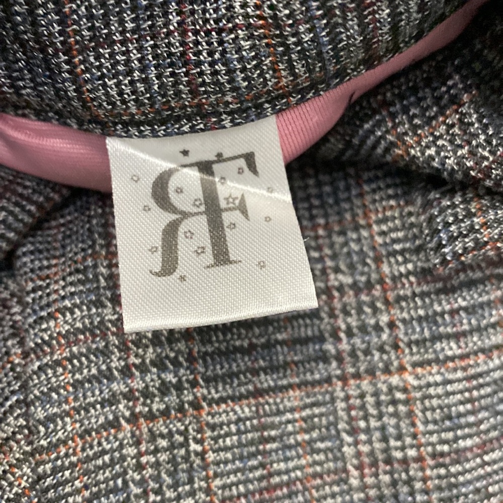 Stylish Gray and Pink Women's Pantsuit - Picture 8 of 14